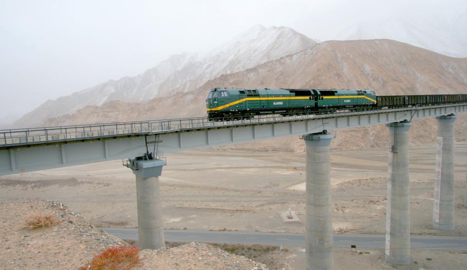 Megastructures - The World's Most Extreme Railway