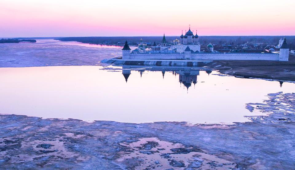 Realm of the Volga 