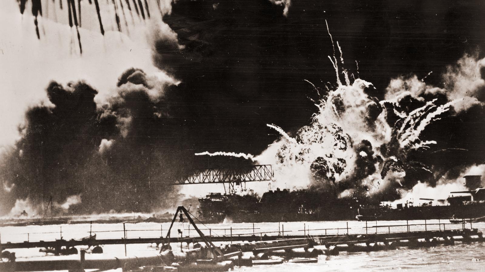 World War Two in the Pacific - Japan's Gamble (Episode 1)