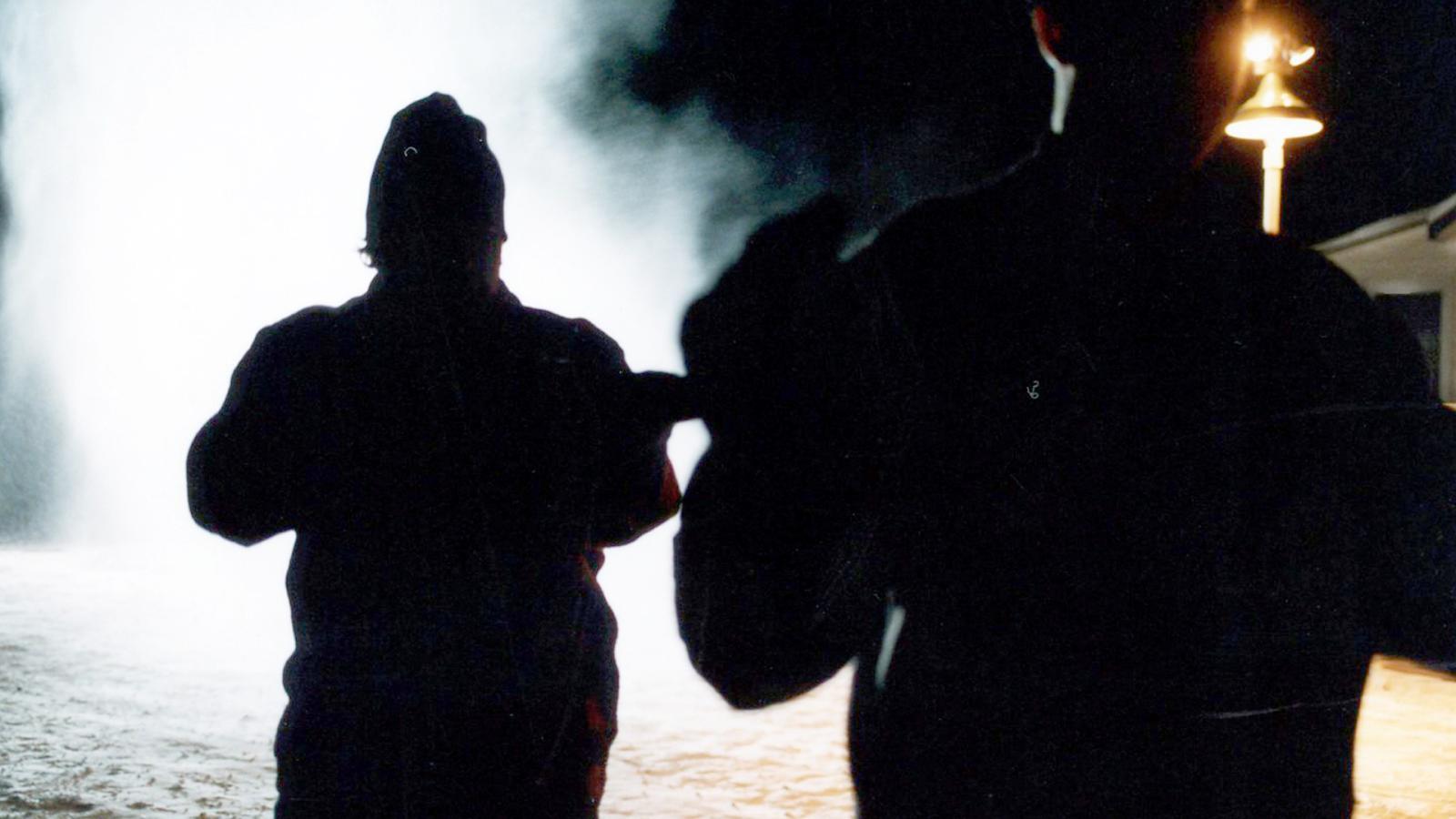 Episode 6 - Close Up Killers