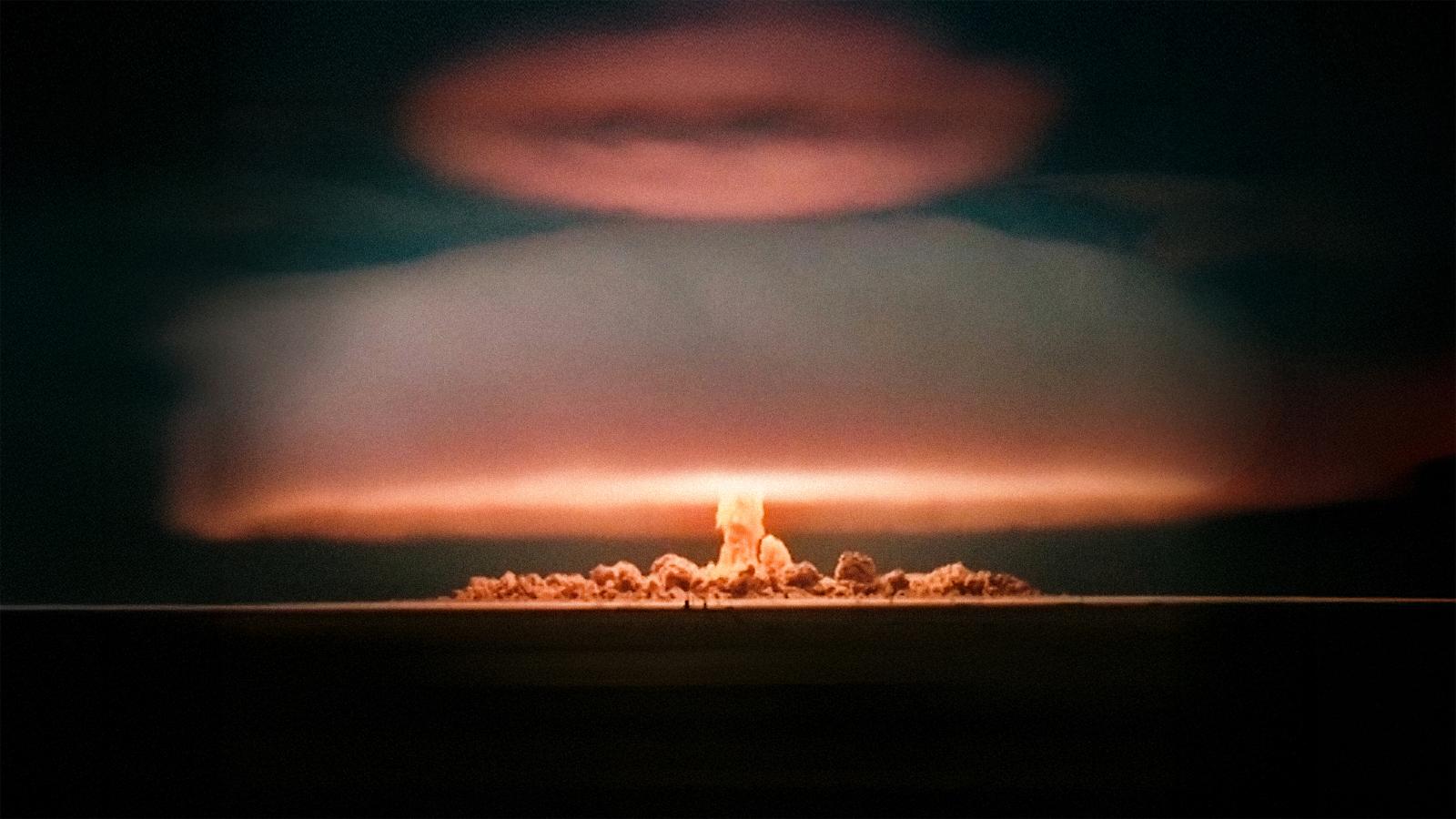 Silent War of Atomic Bombs