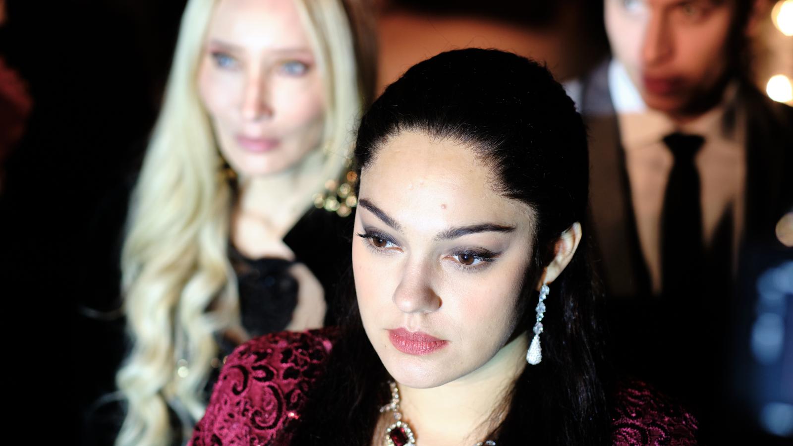 Take The Money And Run, eps. 4