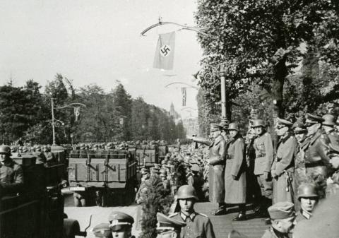 Hitler's Power / Hitlers Macht