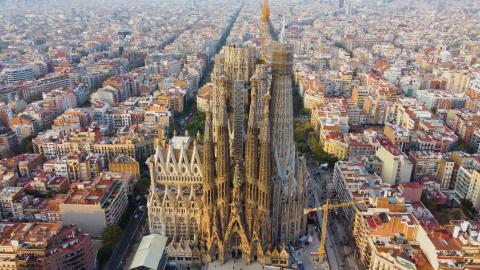 Ancient Superstructures 4 - Episode Sagrada Familia, (c)pernelmedia
